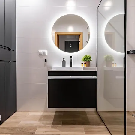 Wrocapartments Citycenter - Parking Free Apartman *
